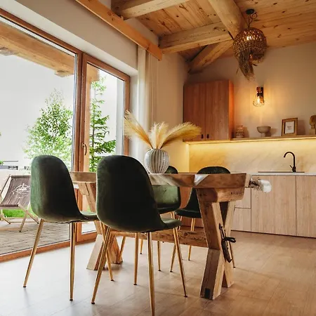 Osada Lesna - Z Basenem Villa *