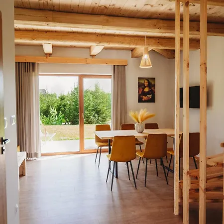 فيلة Osada Lesna - Z Basenem