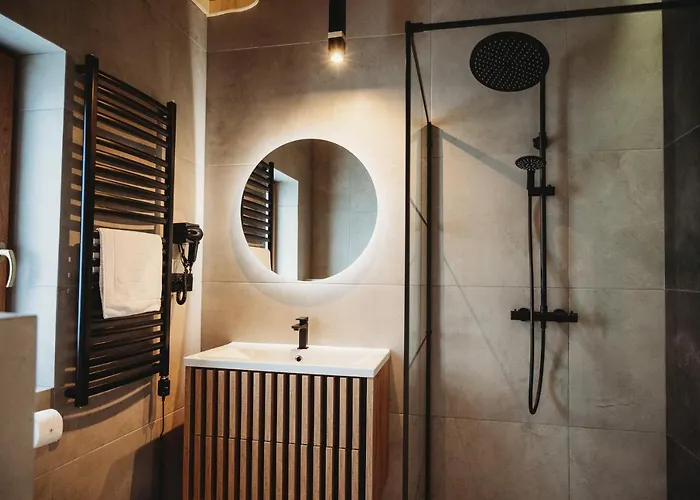 Osada Lesna - Z Basenem فيلة Stare Miasto (Konin)