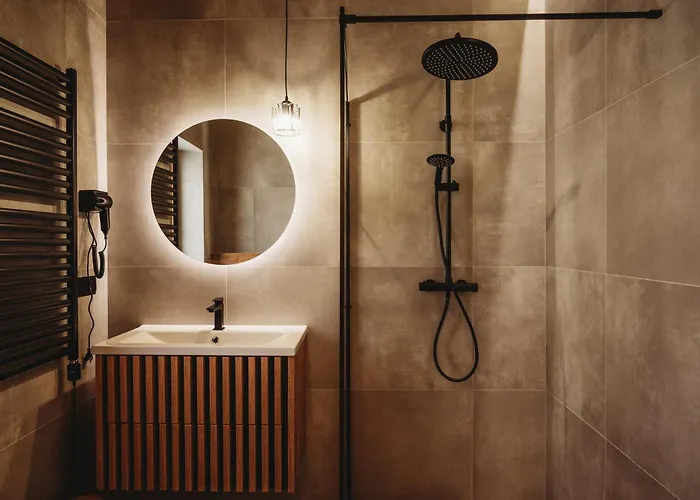 Osada Lesna - Z Basenem Vila Stare Miasto (Konin)