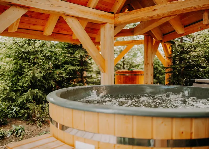 Osada Lesna - Z Basenem * Stare Miasto (Konin)